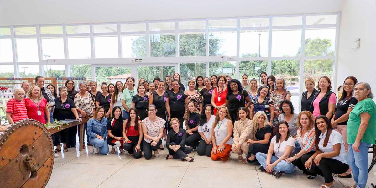 Emater realiza homenagem a servidoras em comemoração ao Dia Internacional da Mulher