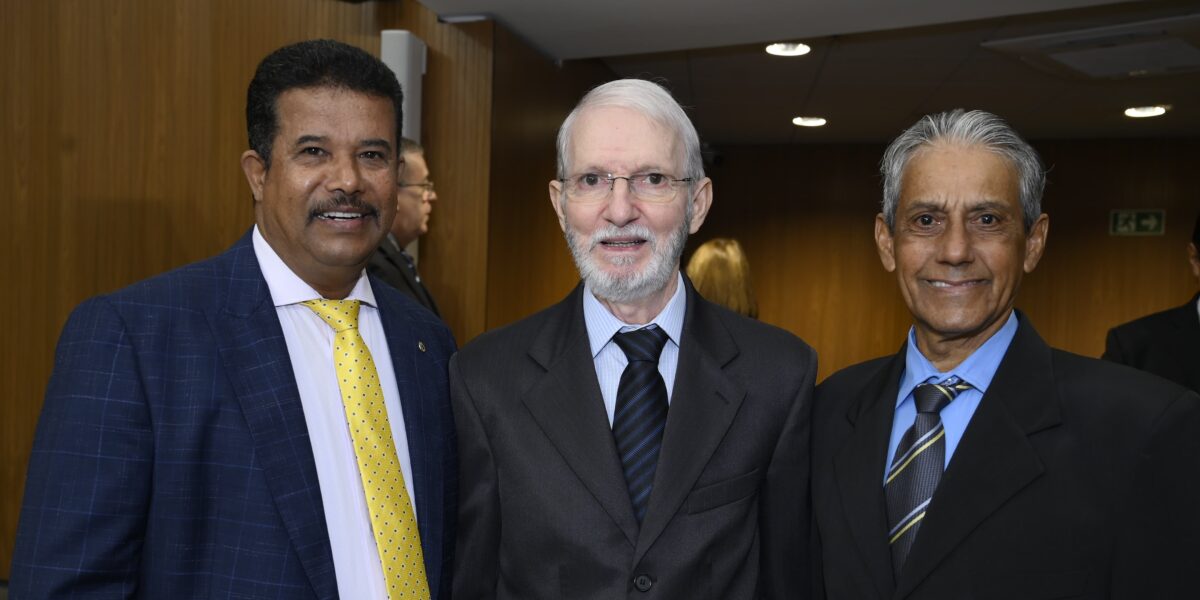 Pequi sem espinhos: Servidores da Emater são homenageados pela Comissão de Turismo da Alego