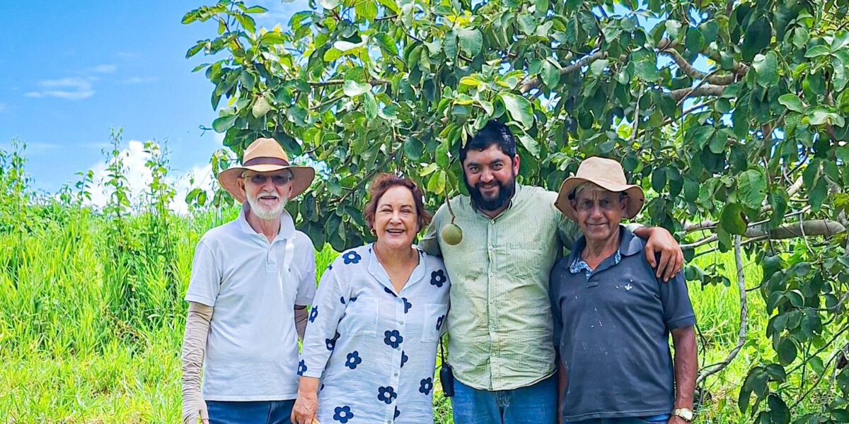Emater Goiás realiza visita técnica à Estação Experimental Santa Vitória