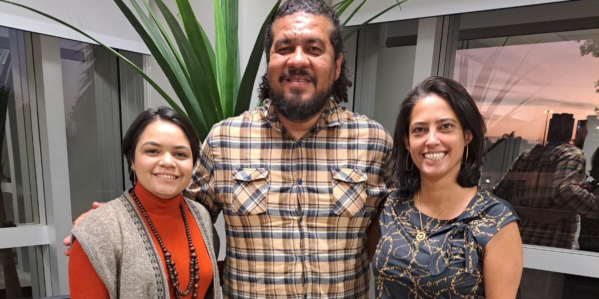 Caroline Fleury discute projeto educativo de inovação tecnológica para o Entorno