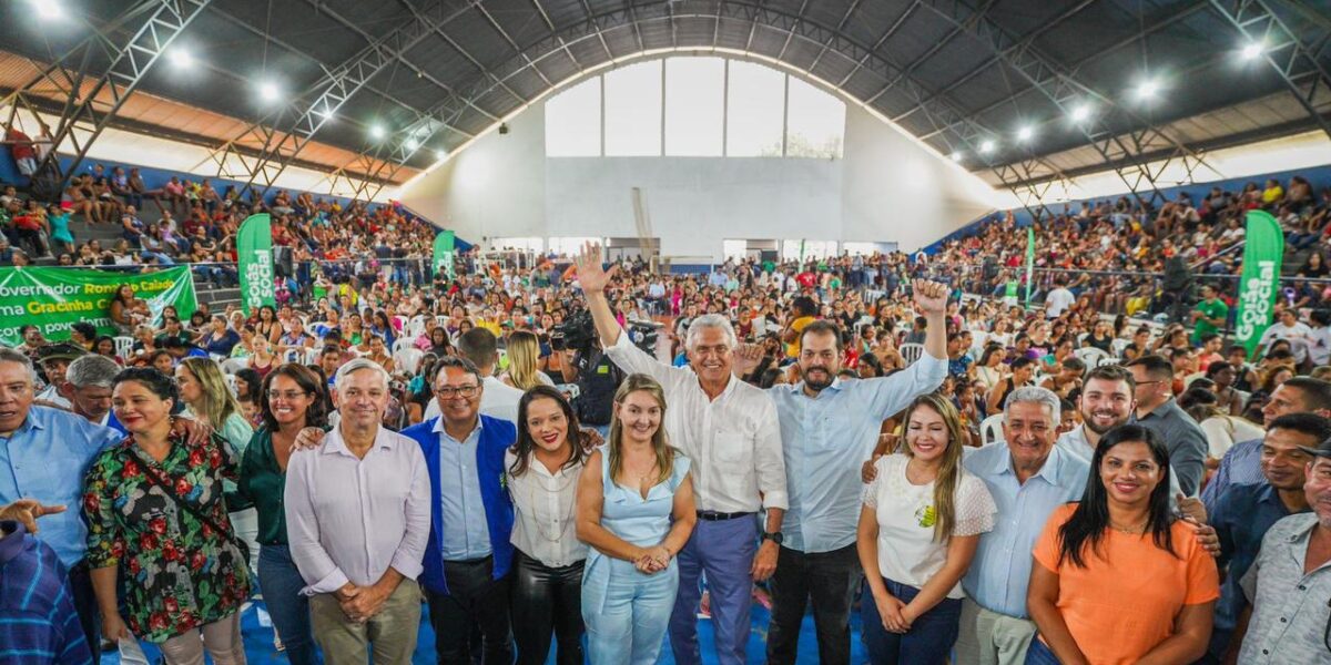 Caroline Fleury participa de entregas de benefícios do governo de Goiás em Planaltina de Goiás e Formosa
