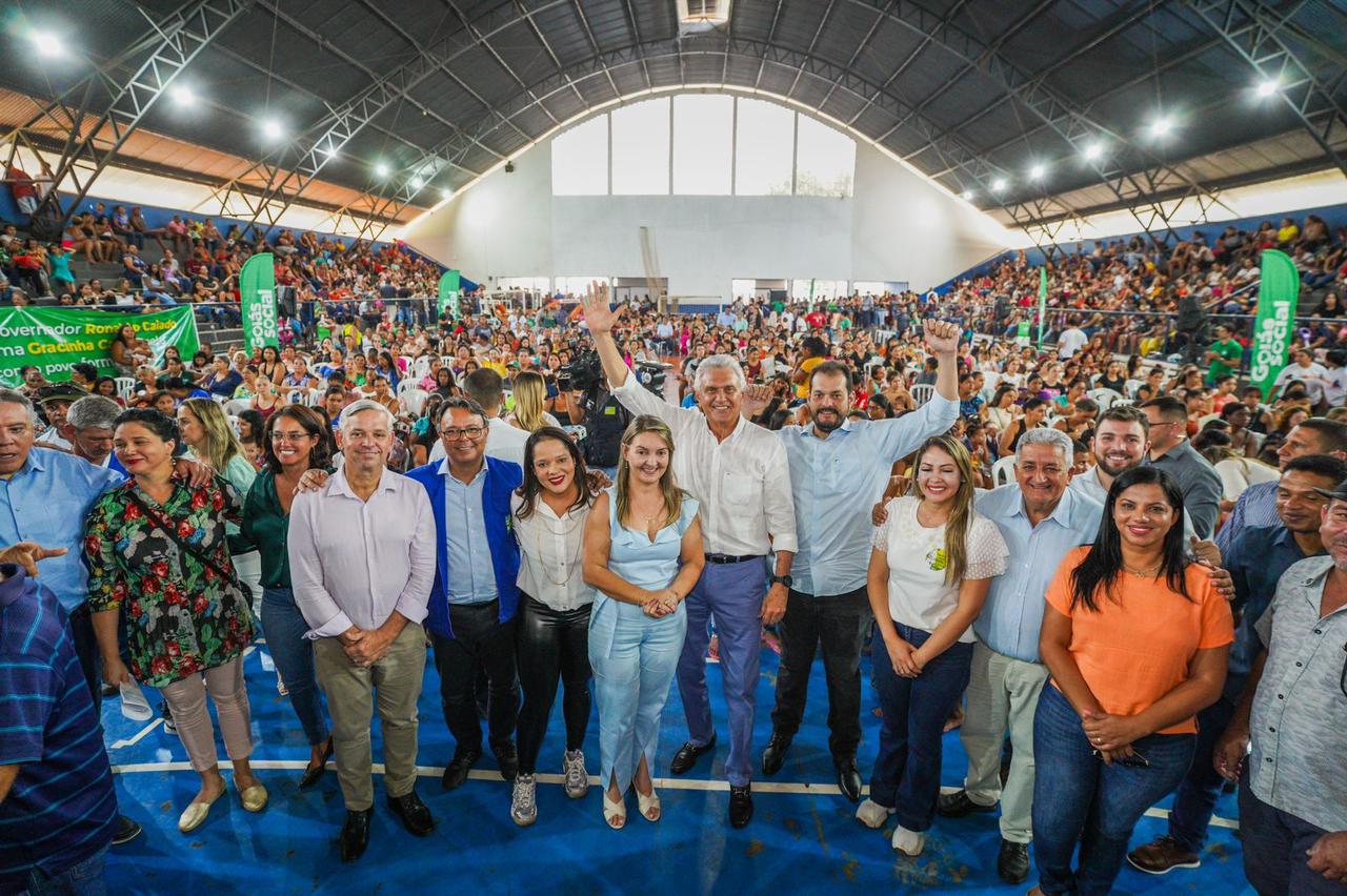 População de Formosa recebe benefícios do Goiás Social.Foto: Hegón Corrêa