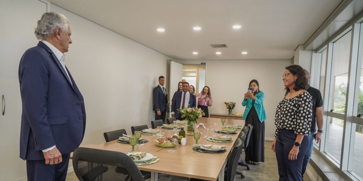 “O cidadão vai dizer em alto e bom som: Me orgulho de morar no Entorno”, disse Caiado em visita à Secretaria do Entorno do DF