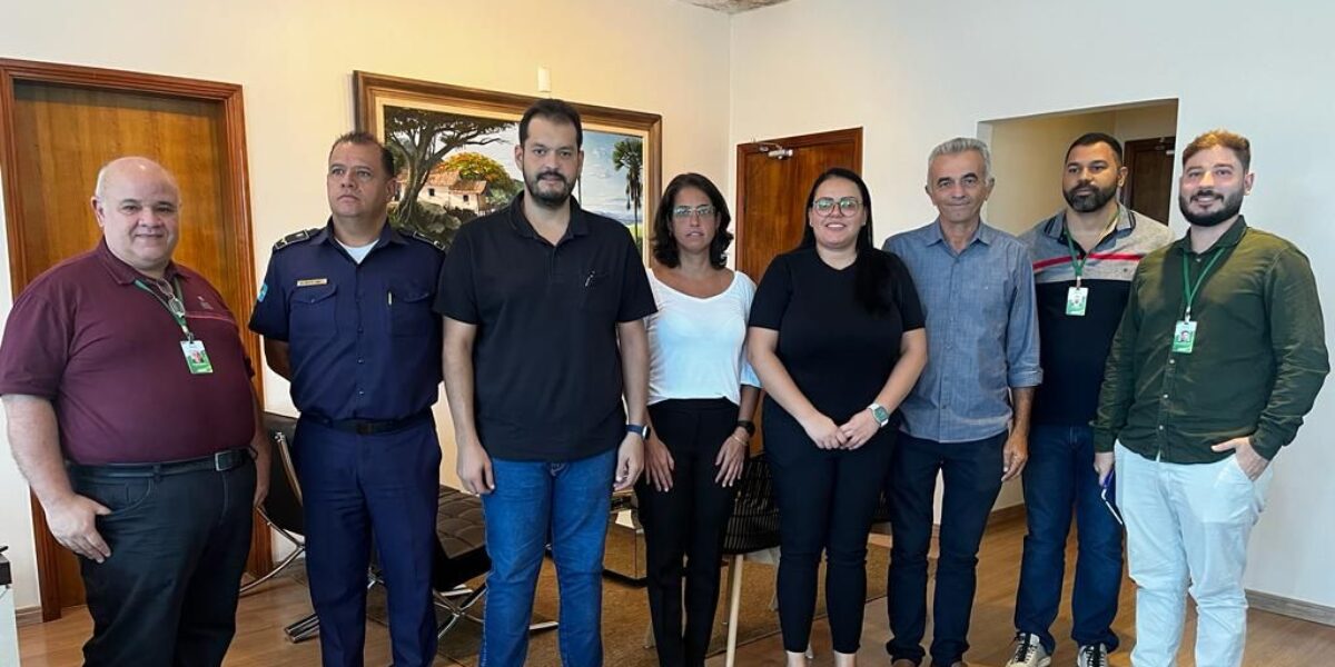 Governo de Goiás e prefeitura de Formosa unem esforços para evitar colapso no sistema de transporte