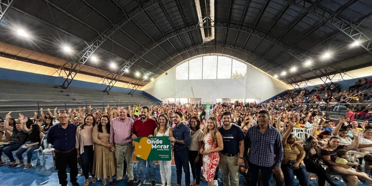 Governo de Goiás beneficiadas 633 em Formosa com cartões do Aluguel Social
