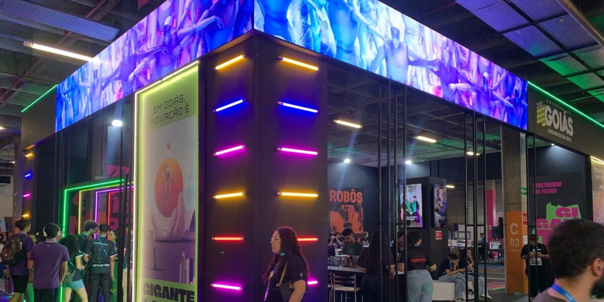 Estudantes do Entorno vivenciam tecnologia e inclusão na Campus Party