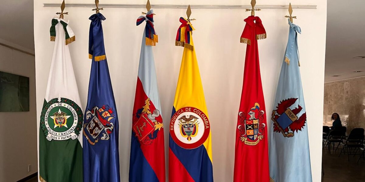 Portas abertas para o futuro: estudantes de Luziânia conhecem a Embaixada da Colômbia