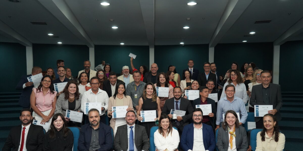 Escola de Governo celebra formatura da turma de Especialização em Projetos e Processos