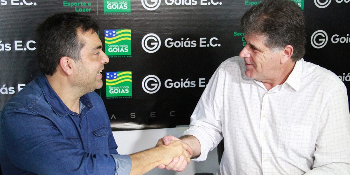 SEEL assina acordo de cooperação com Goiás Esporte Clube para reparos no Serra Dourada