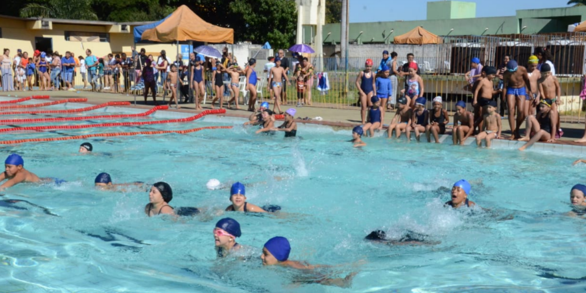 Festival da Praça do Funcionários leva atividades esportivas e recreativas para os alunos