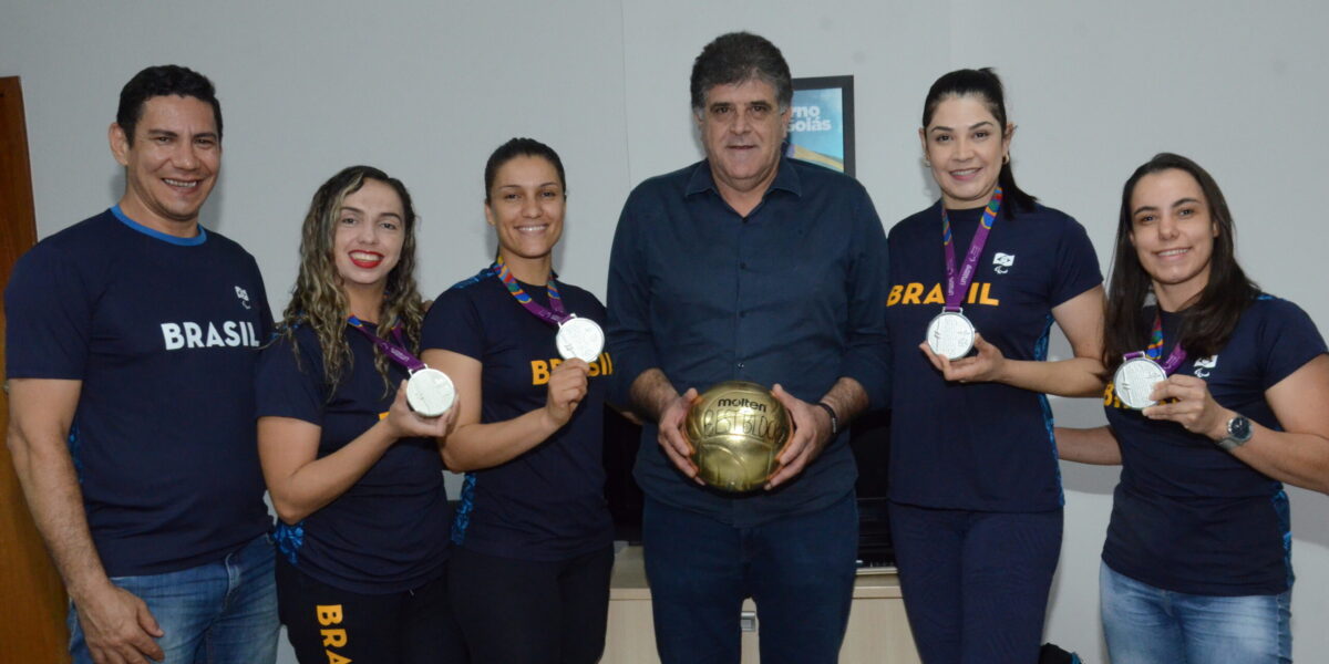 Goianas do vôlei sentado trazem prata do Parapan para Goiás