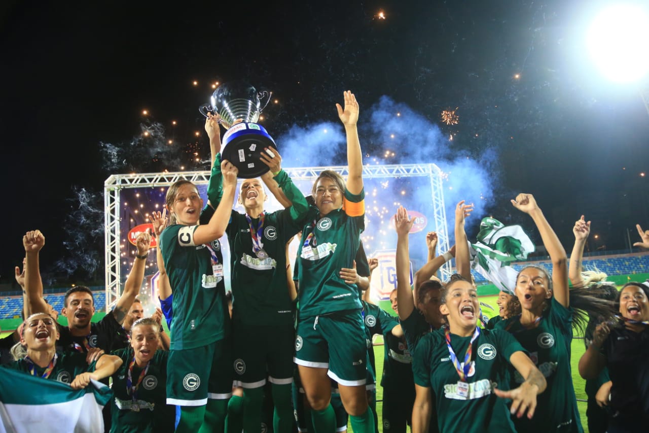Em decisão no Estádio Olímpico, Goiás vence seu primeiro Campeonato Goiano feminino