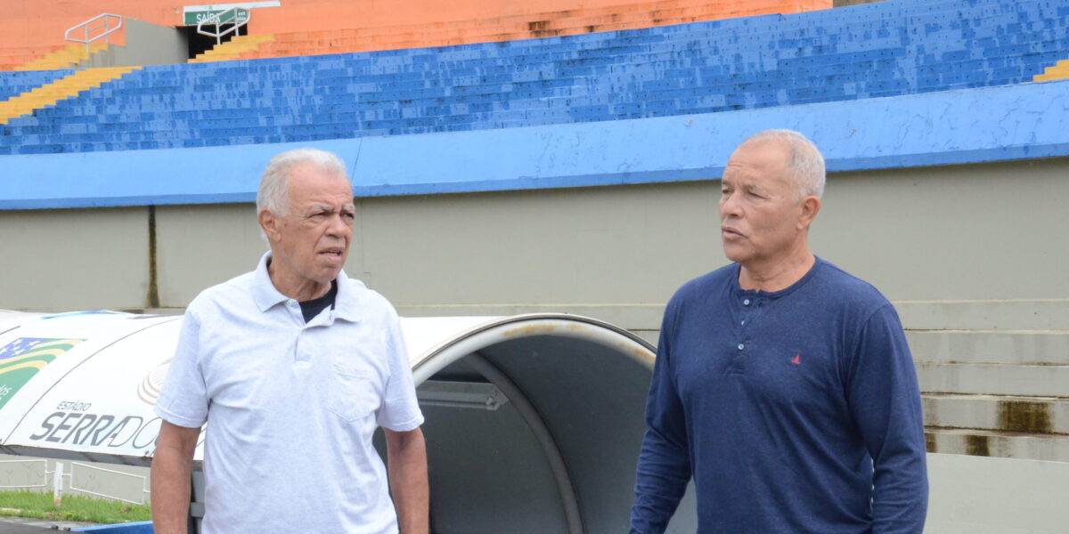 Estádio Serra Dourada completa 45 anos com visita de jogadores que fizeram a primeira partida