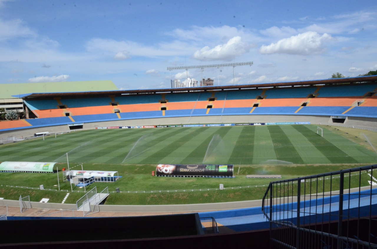 Maior palco do futebol goiano, Estádio Serra Dourada completa 45 anos de inauguração