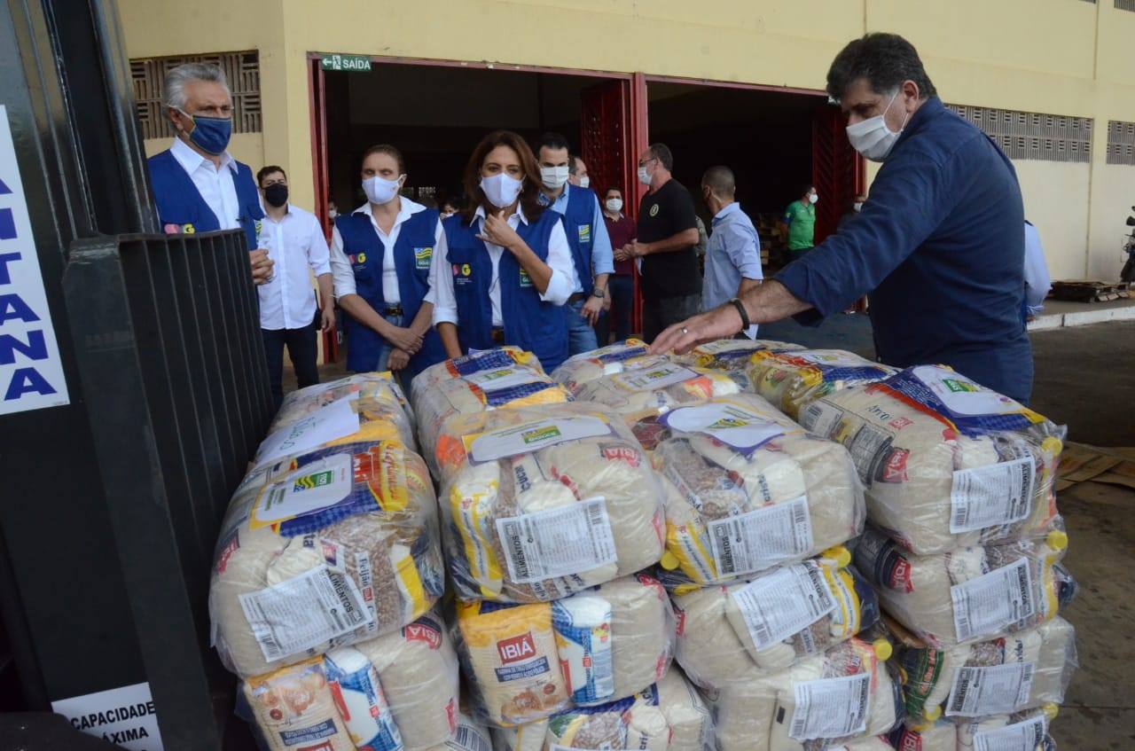 Com Seel na linha de frente da logística, Governo de Goiás encaminha quase 90 mil cestas básicas