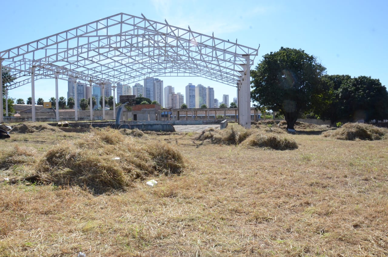 Governador anuncia retomada das obras na Praça de Esportes do Setor Pedro Ludovico