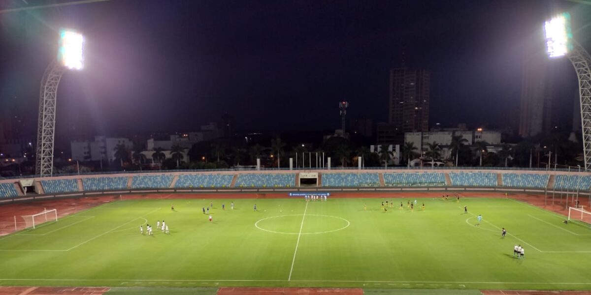 No seu primeiro jogo em casa, Aliança conquista vitória de virada no estádio Olímpico Pedro Ludovico Teixeira