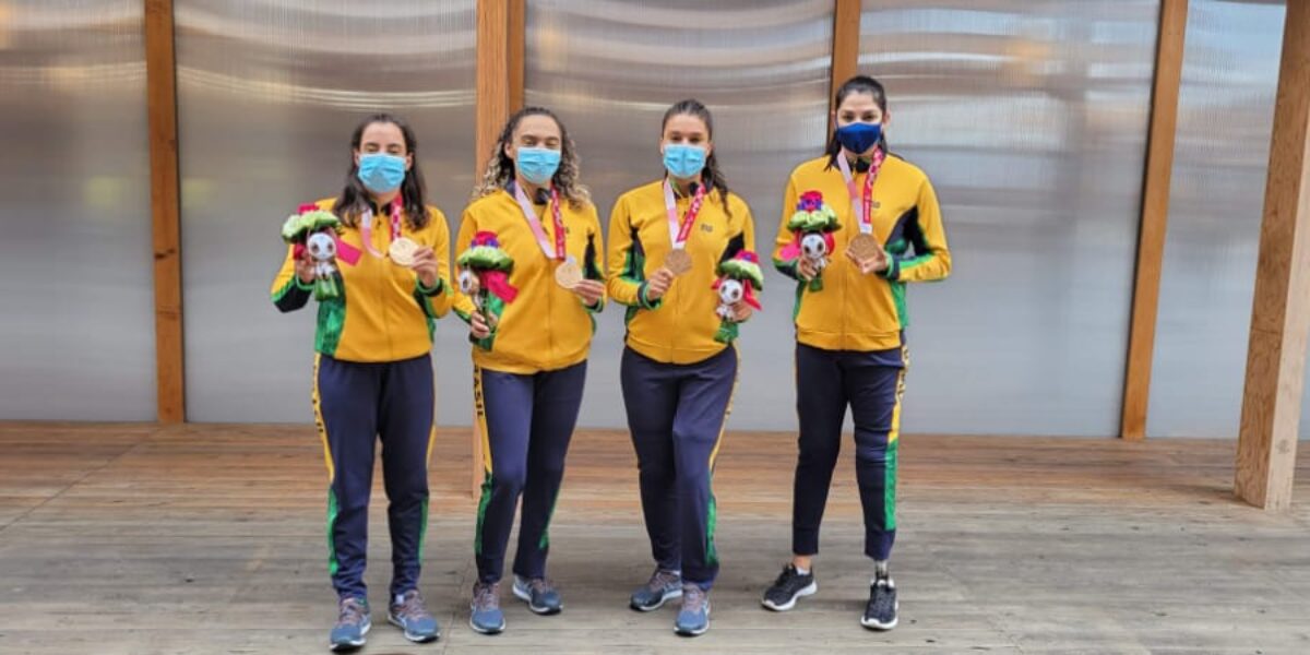 Com quatro goianas bolsistas do Pró-Atleta, seleção brasileira de vôlei sentado conquista o bronze nas Paralimpíadas de Tóquio