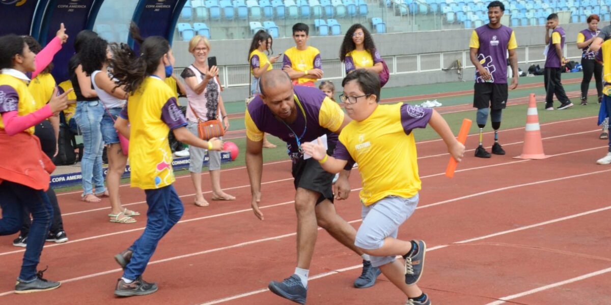 Com crianças e adolescentes de 10 municípios, Festival Paralímpico apresenta e promove modalidades do paradesporto em Goiânia