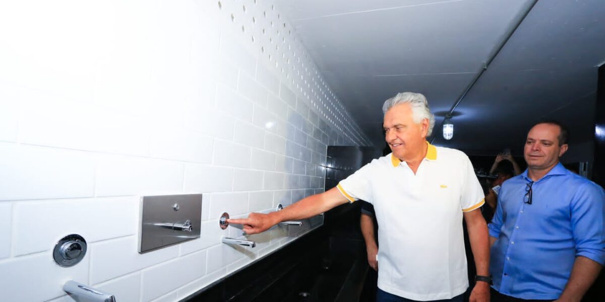 Com investimento de R$ 2,7 milhões, Governo de Goiás entrega reforma dos banheiros do Serra Dourada