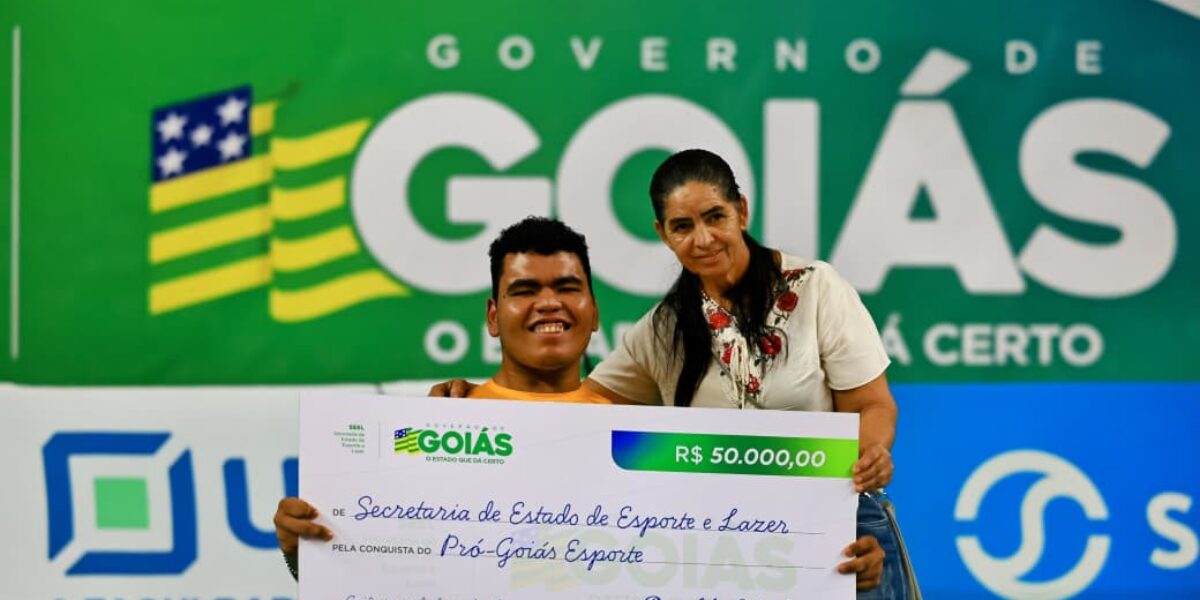 Governo de Goiás entrega benefícios do Goiás Pró-Esporte