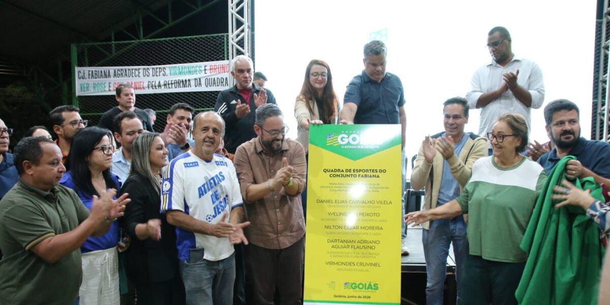 Governo de Goiás entrega reforma da Quadra de Esportes do Conjunto Fabiana, em Goiânia