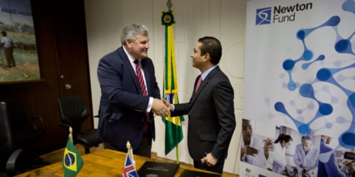 Brasil e Reino Unido assinam memorando para cooperação bilateral em inovação