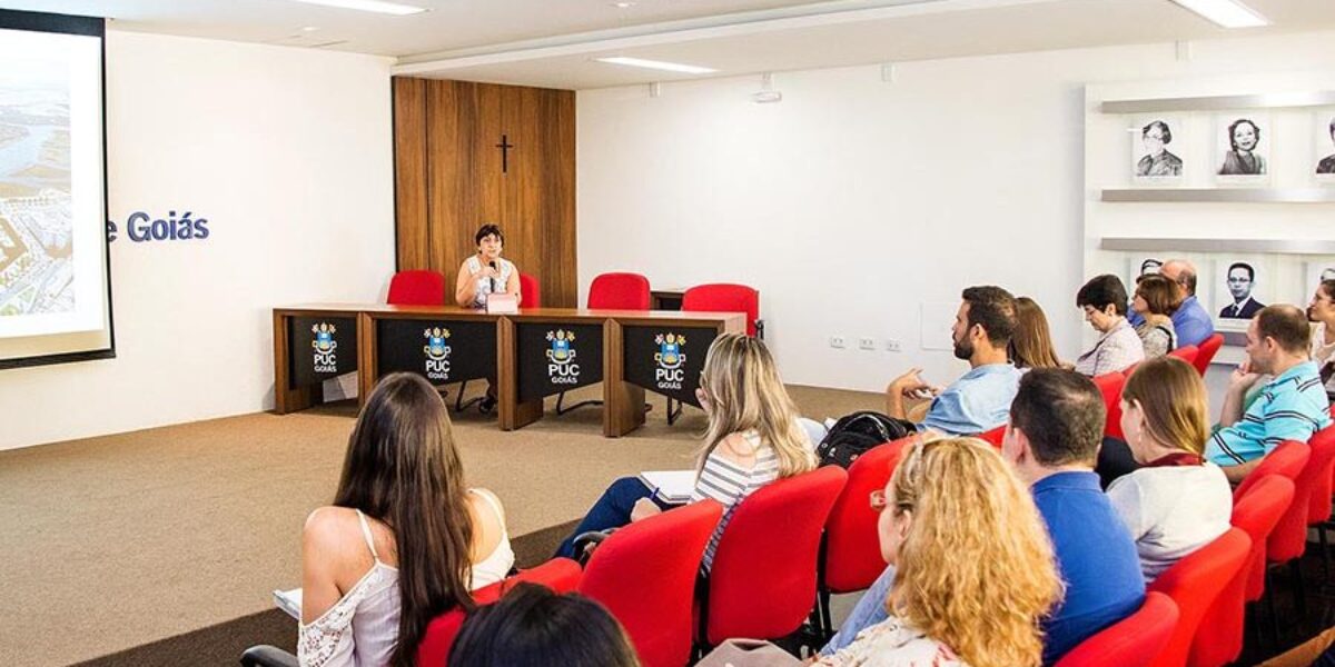 Mestrado em Atenção à Saúde da PUC Goiás realiza aula inaugural com pesquisadora portuguesa