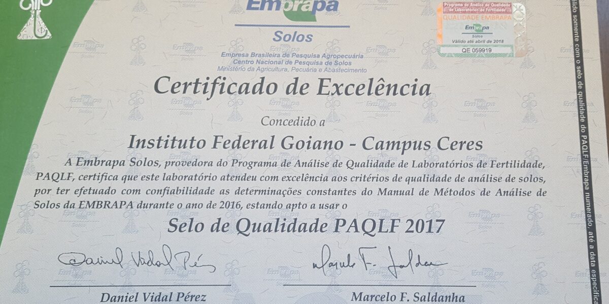 Laboratório de Solos do IF Goiano Ceres é certificado por programa da Embrapa