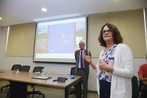 Professora Maria Zaira Turchi na reunião do Conselho de Integração Universidade-Sociedade da UFG 