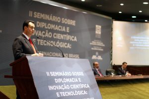 Ministro Kassab na abertura do seminário