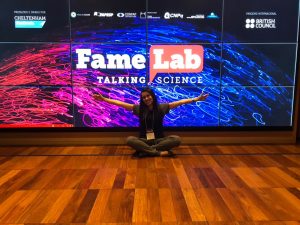 karolline semifinalista no famelab