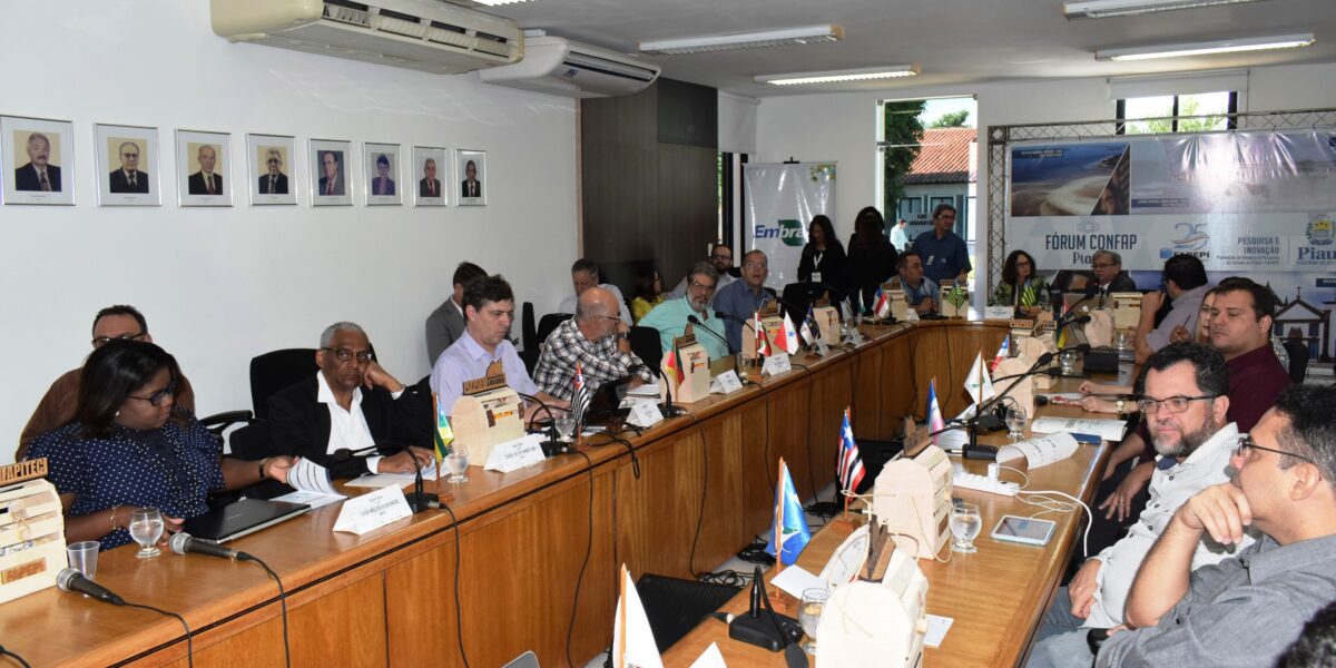 Pautas internas marcam segundo dia de reuniões do Fórum do Confap, em Teresina