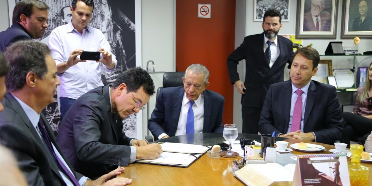 UFG e Prefeitura de Goiânia firmam convênio de cooperação técnica