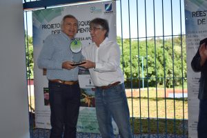 fapeg recebe homenagem da Emater