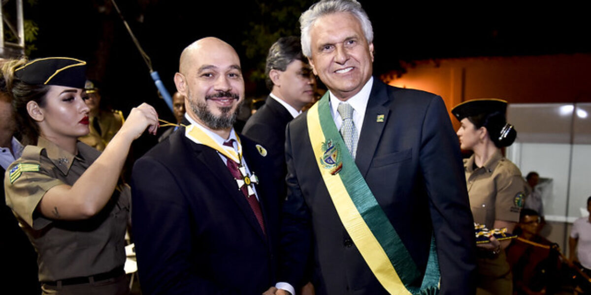 Robson Vieira recebe Comenda da Ordem do Mérito Anhanguera