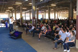 público no lançamento do programa centelha