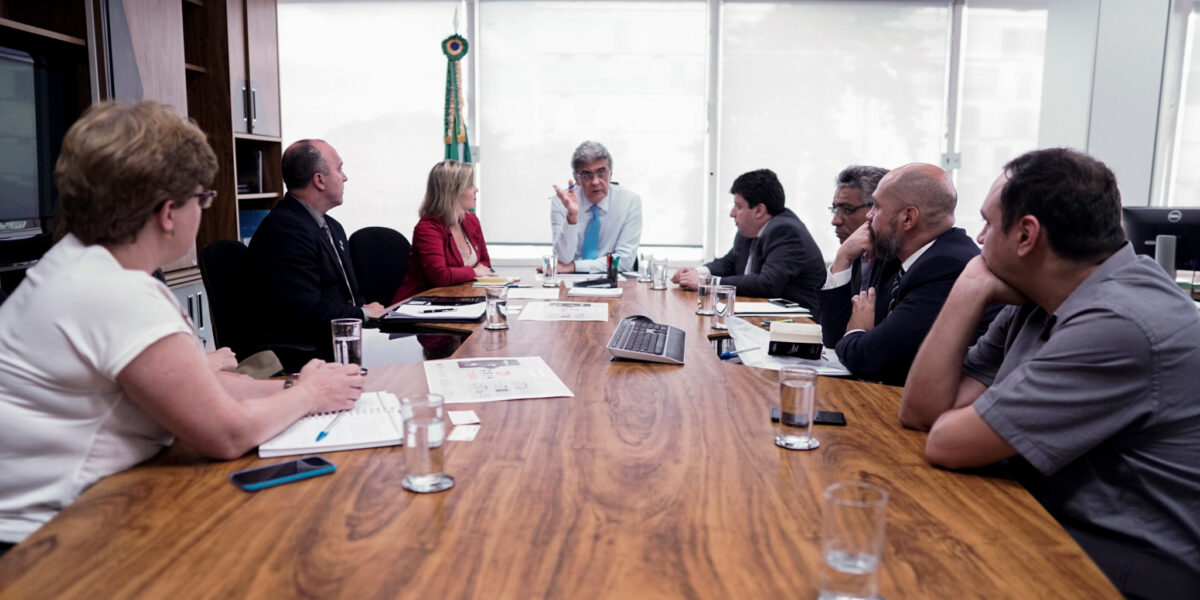 Governo de Goiás busca credenciamento de Centro de Excelência em Inteligência Artificial