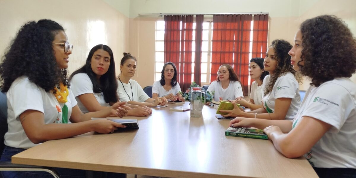 Projeto apoiado pelo Governo de Goiás incentiva participação de meninas na ciência