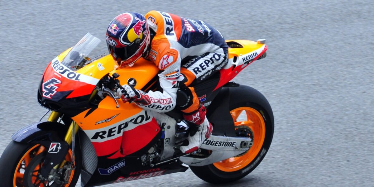 Fapeg informa sobre ponto facultativo no dia 20 de março