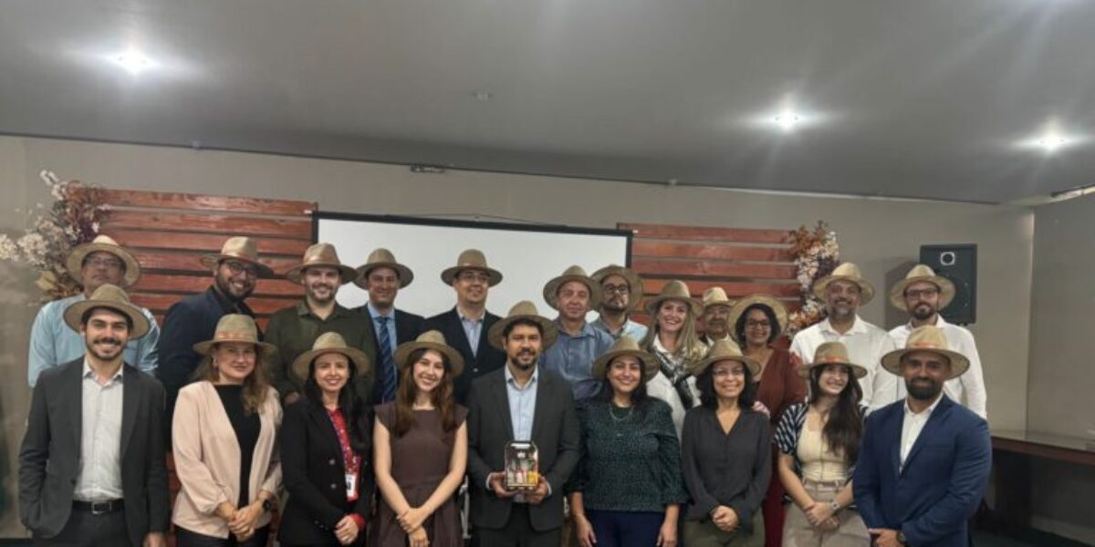 PEIEX fortalece internacionalização de empresas goianas durante reunião na Pecuária de Goiânia