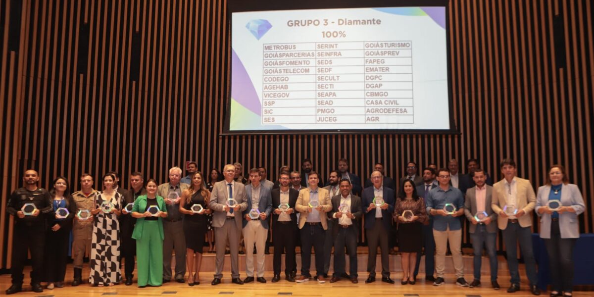 GT conquista 1° lugar na 5ª edição do Prêmio Goiás Mais Transparente e recebe troféu com selo diamante