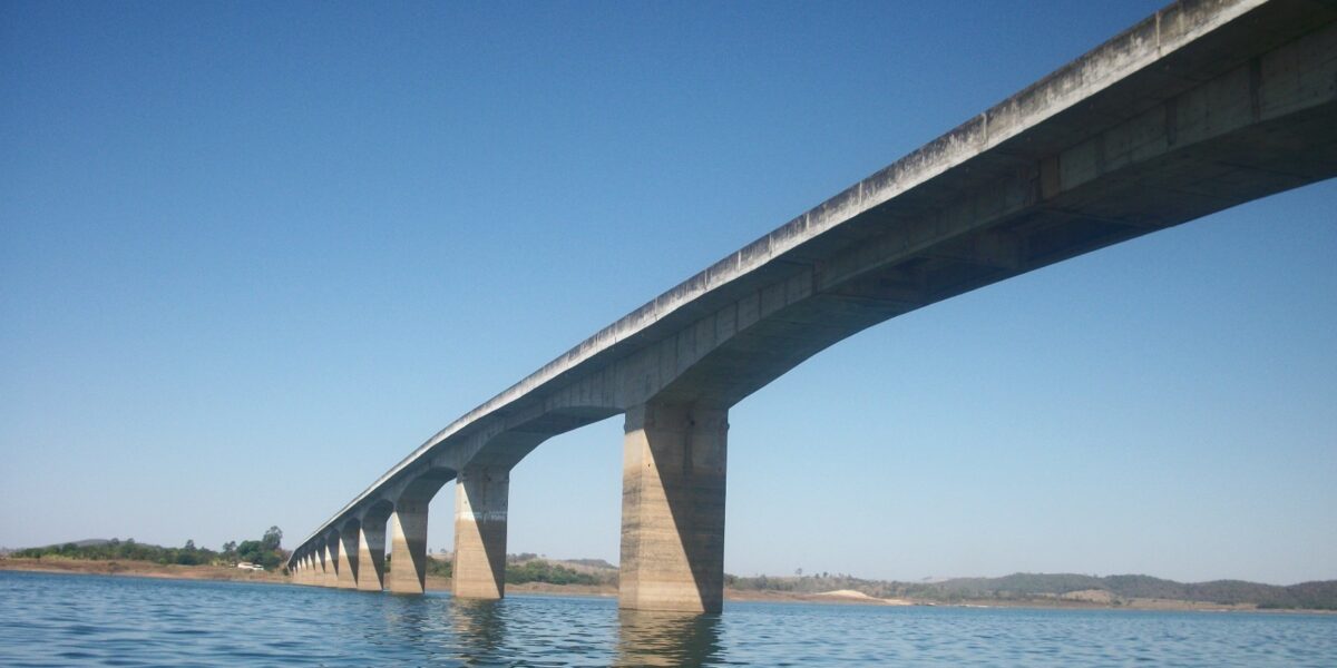 Governo de Goiás inicia restauração da ponte Quincas Mariano, na divisa com Minas Gerais