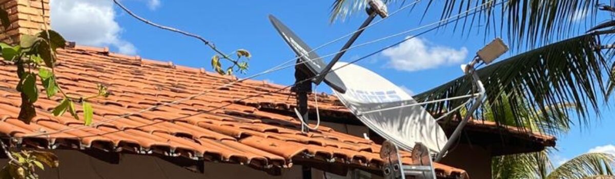 Parceria entre Governo de Goiás e União leva internet via satélite a 1,8 mil famílias de assentamentos rurais do Estado