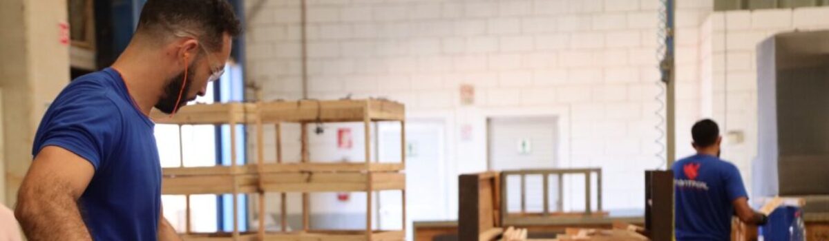 Estoque de empregos formais bate novo recorde em Goiás