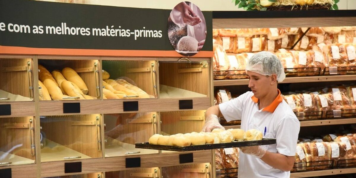 Governo de Goiás firma parceria para fortalecer ambiente de negócios nos municípios goianos