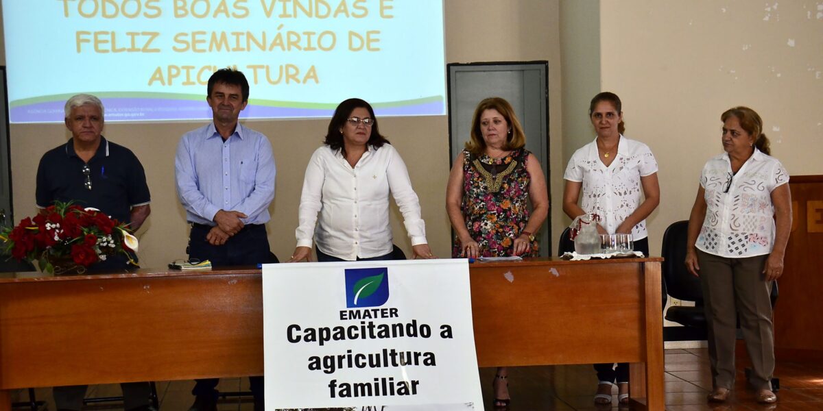 SED entrega equipamentos ao APL Apícola Serra Dourada