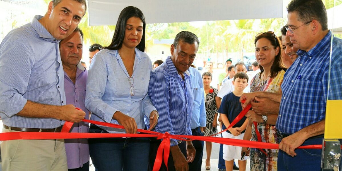 Vice-governador e titular da SED inaugura  obras em Itapirapuã e Jussara