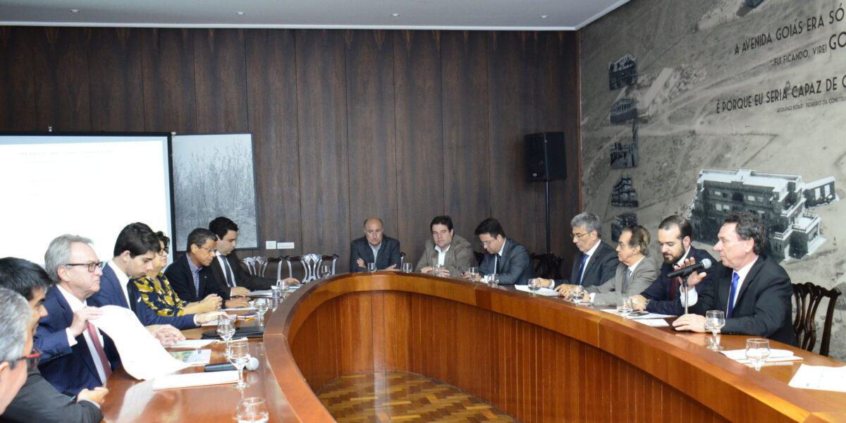 Integração entre empresas e instituições de ensino ganha destaque em reunião do Goiás 2038