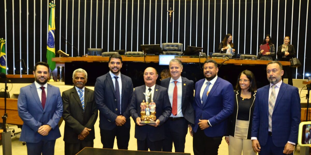 Câmara dos Deputados realiza sessão solene em homenagem à Romaria de Trindade